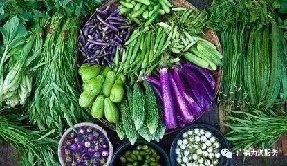 有機(jī)食品、綠色食品和無公害農(nóng)產(chǎn)品 如何辨別餐桌上的“身份標(biāo)簽”？